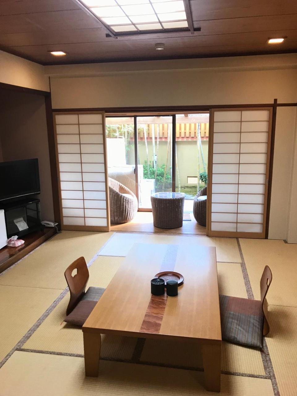 Kappou Ryokan Ritouen Ureshino Exterior photo