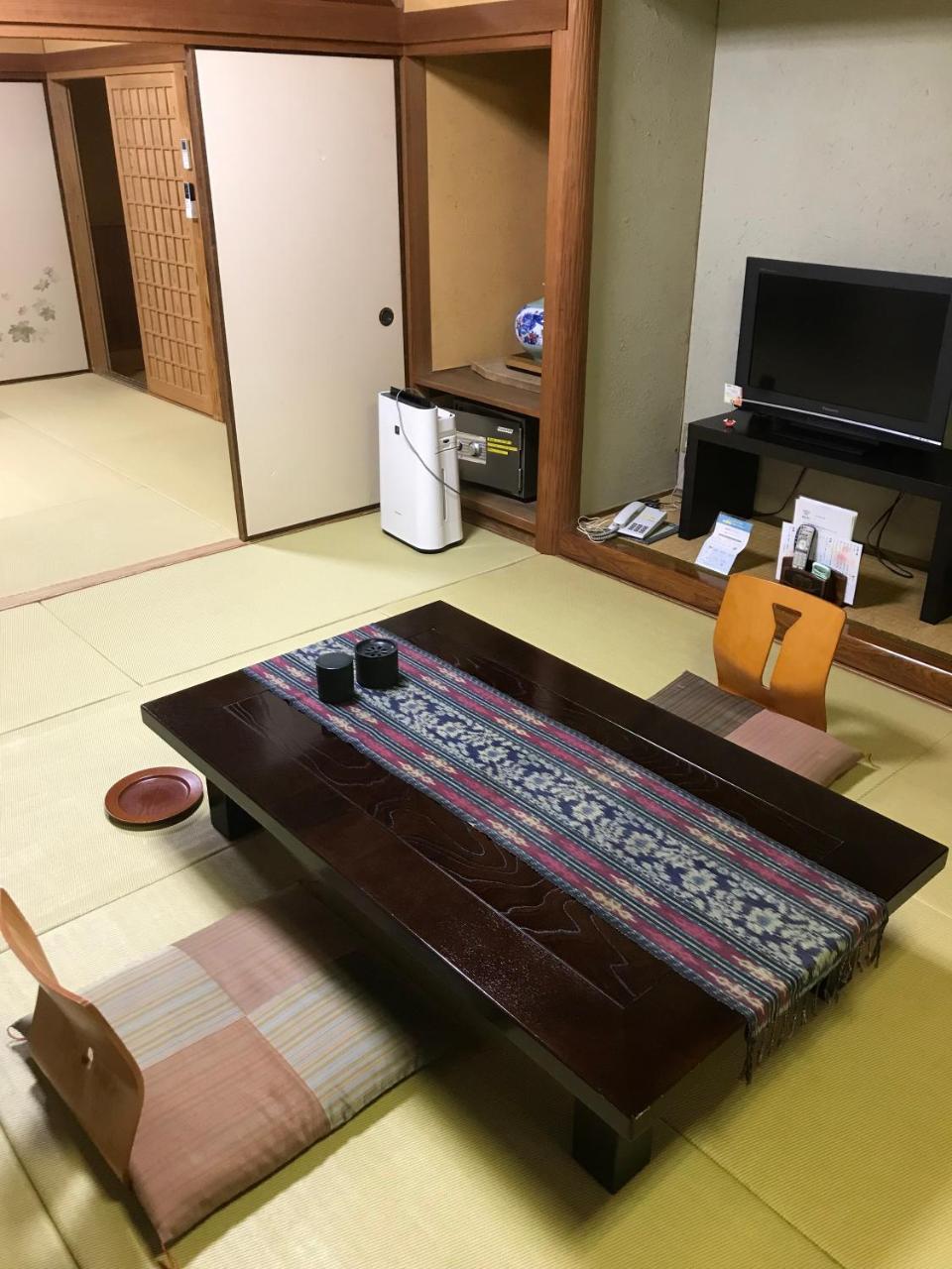 Kappou Ryokan Ritouen Ureshino Exterior photo